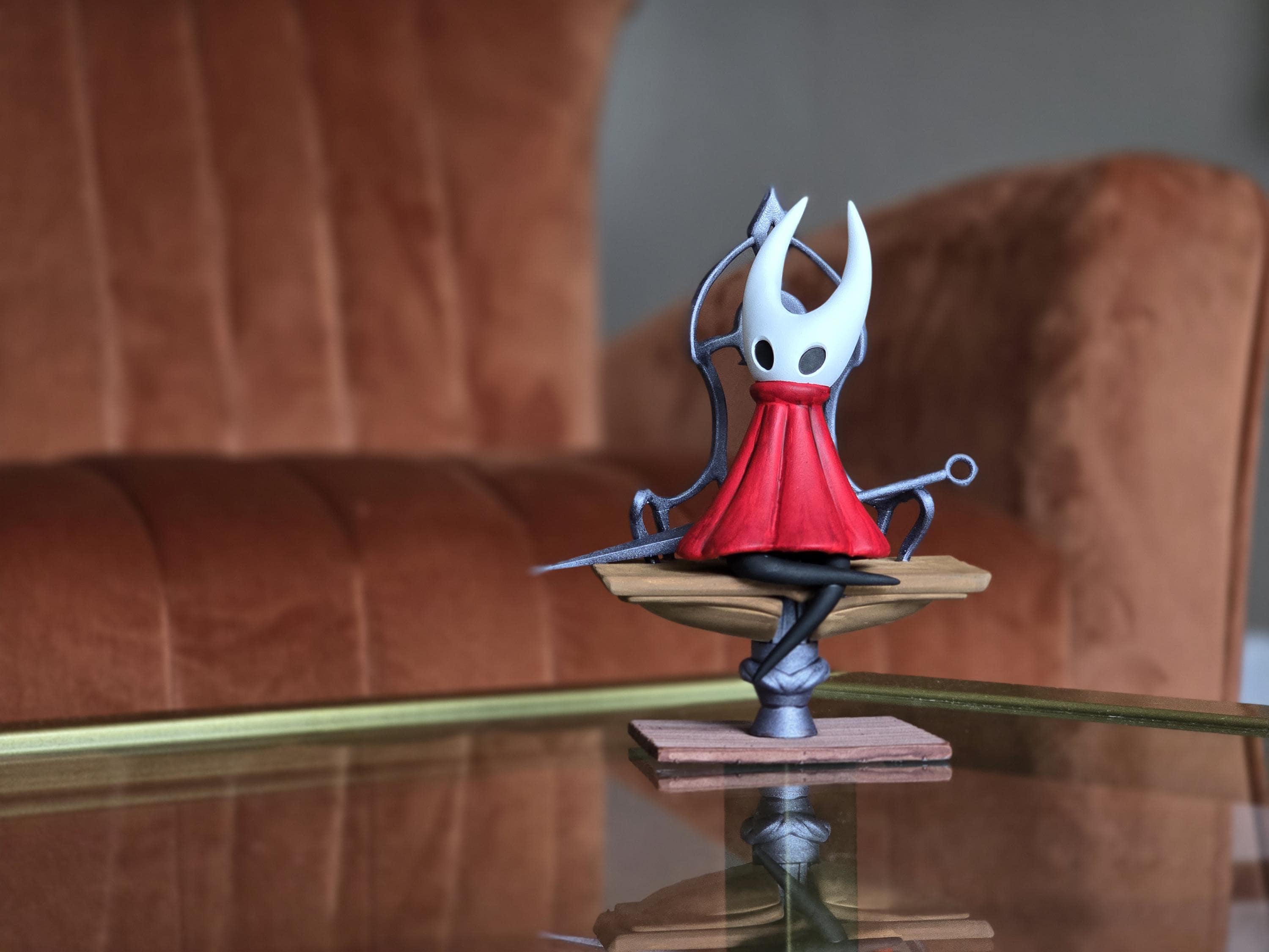 Hand-painted hollow knight silksong hornet on bench figure – 4.5 inches tall collectible display figure
