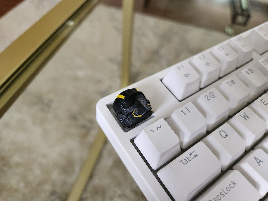 Hand-painted sci-fi helmet artisan keycap