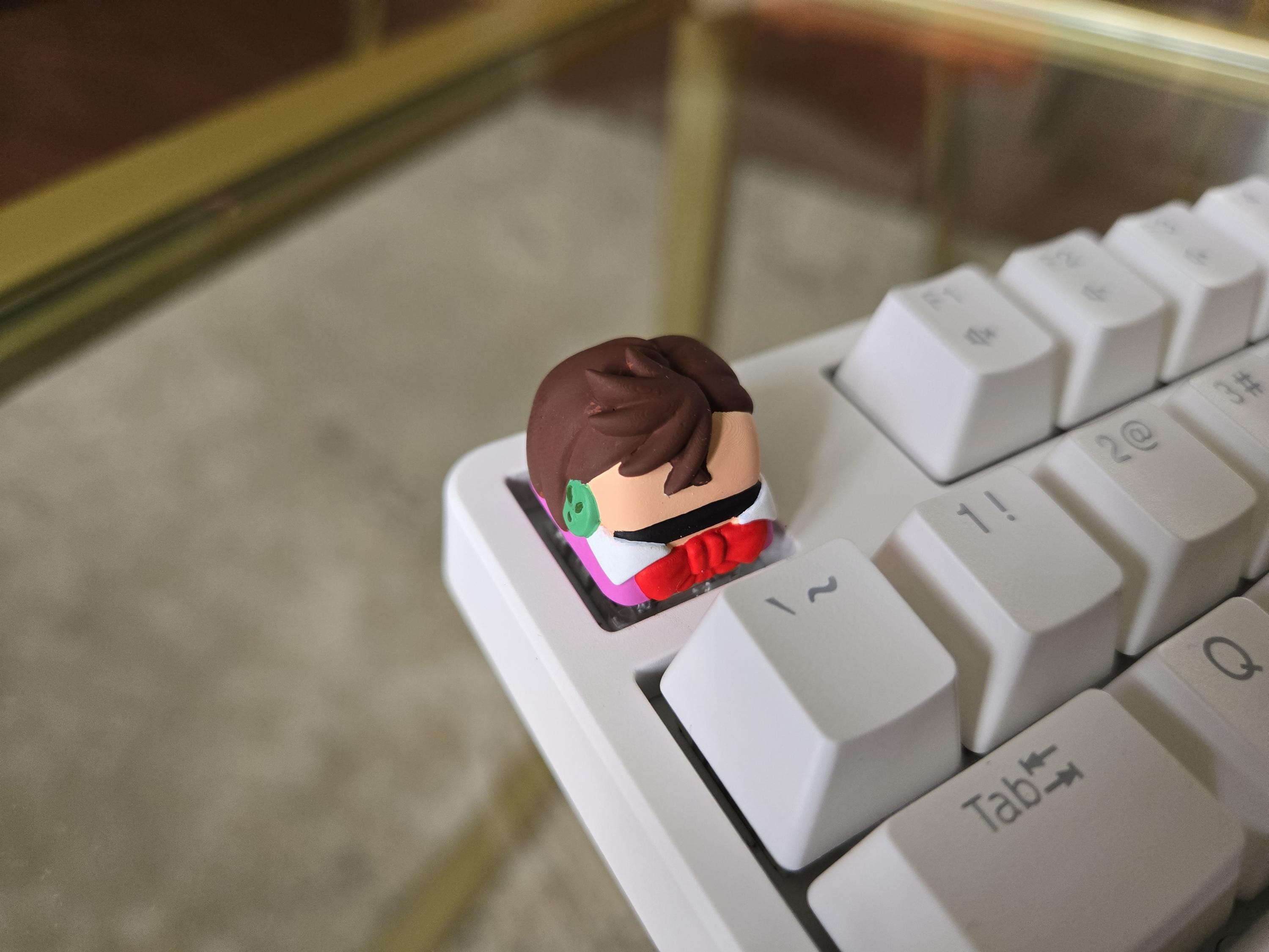 Hand-Painted Anime Momo Artisan Keycap for mechanical keyboard