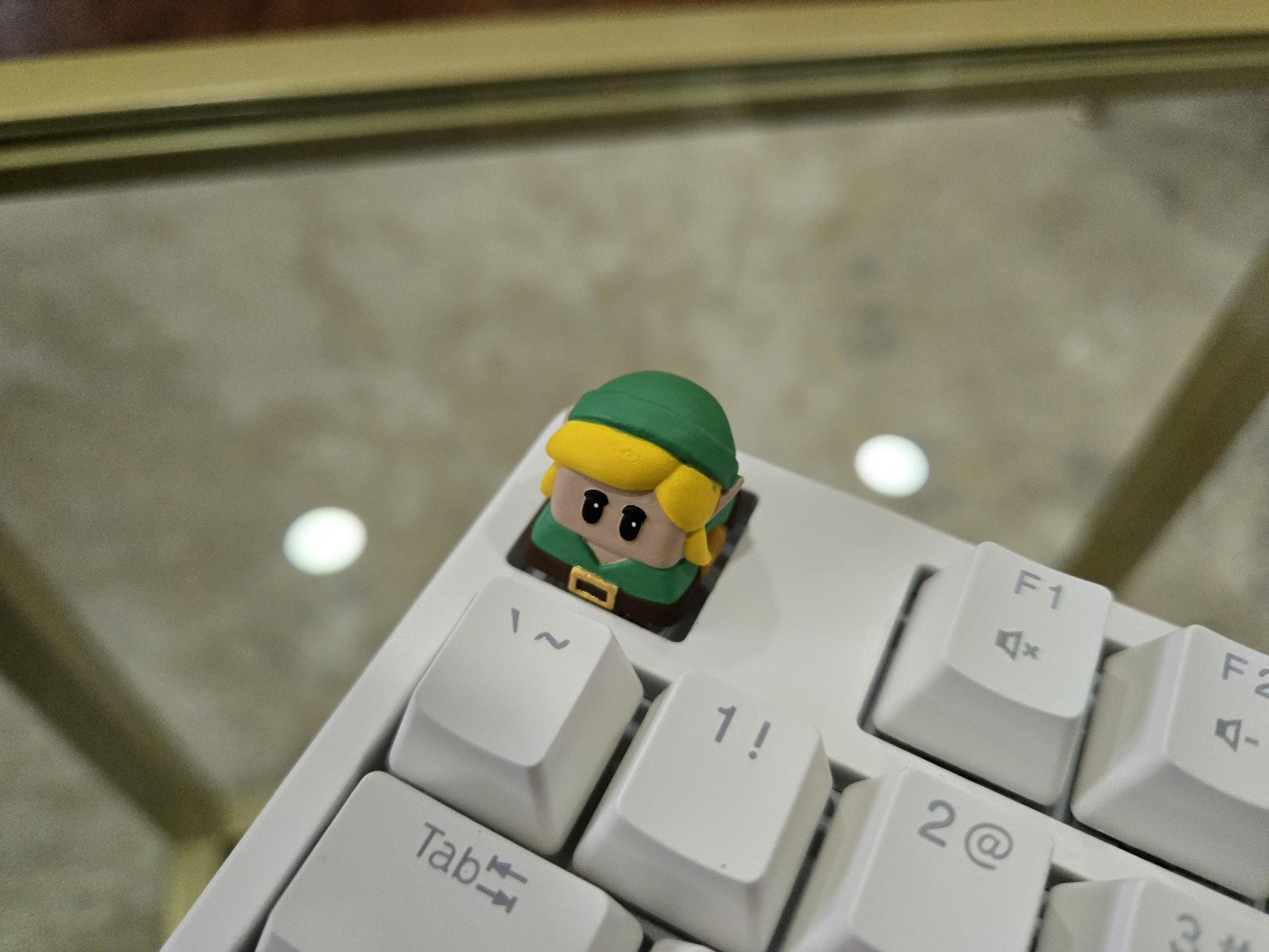 Hand-Painted Link Artisan Keycap for mechanical keyboard