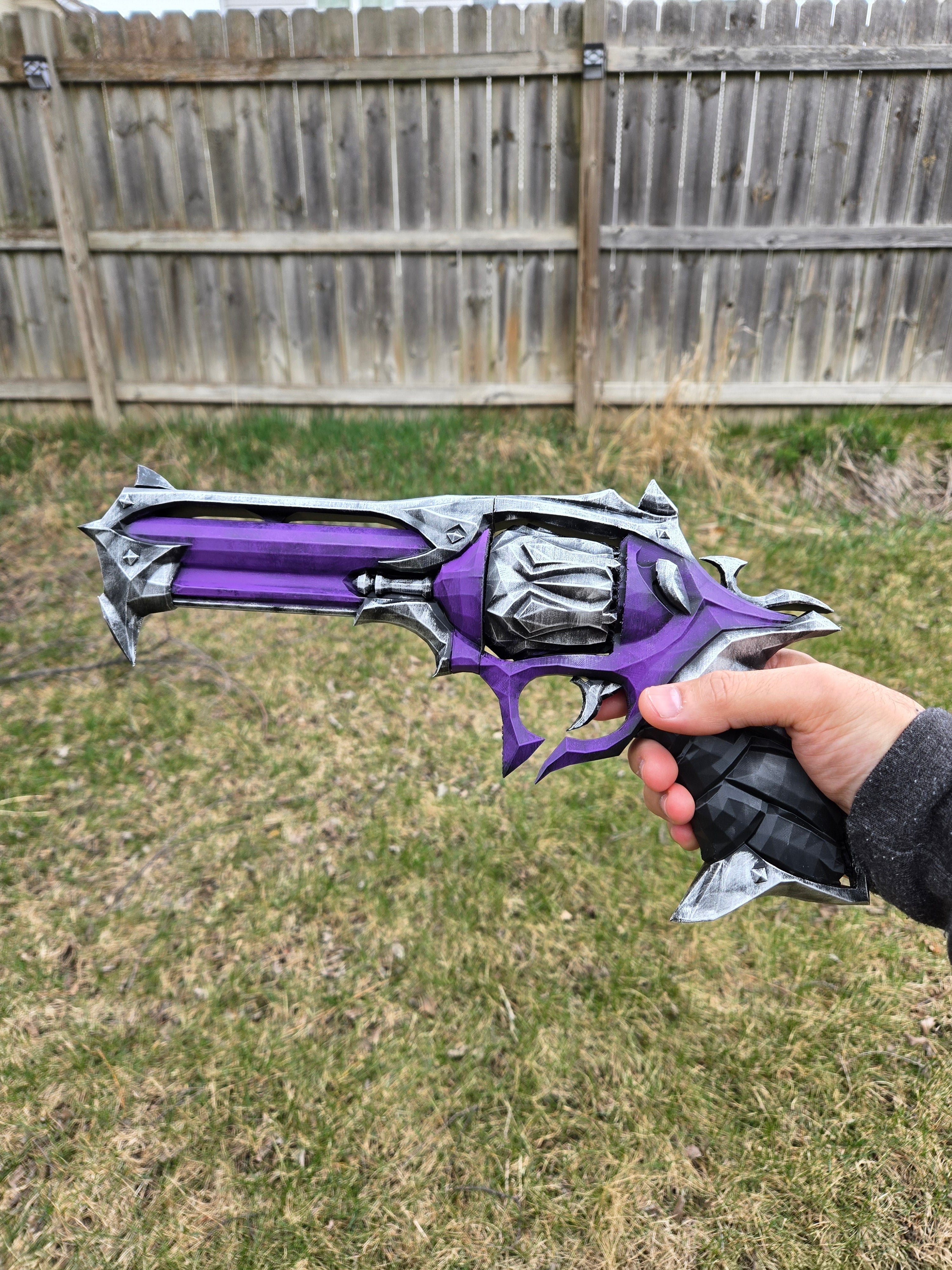 Reaper Sheriff Cosplay Prop – Hand Painted 1:1 Scale Valorant Replica handcrafted collectible