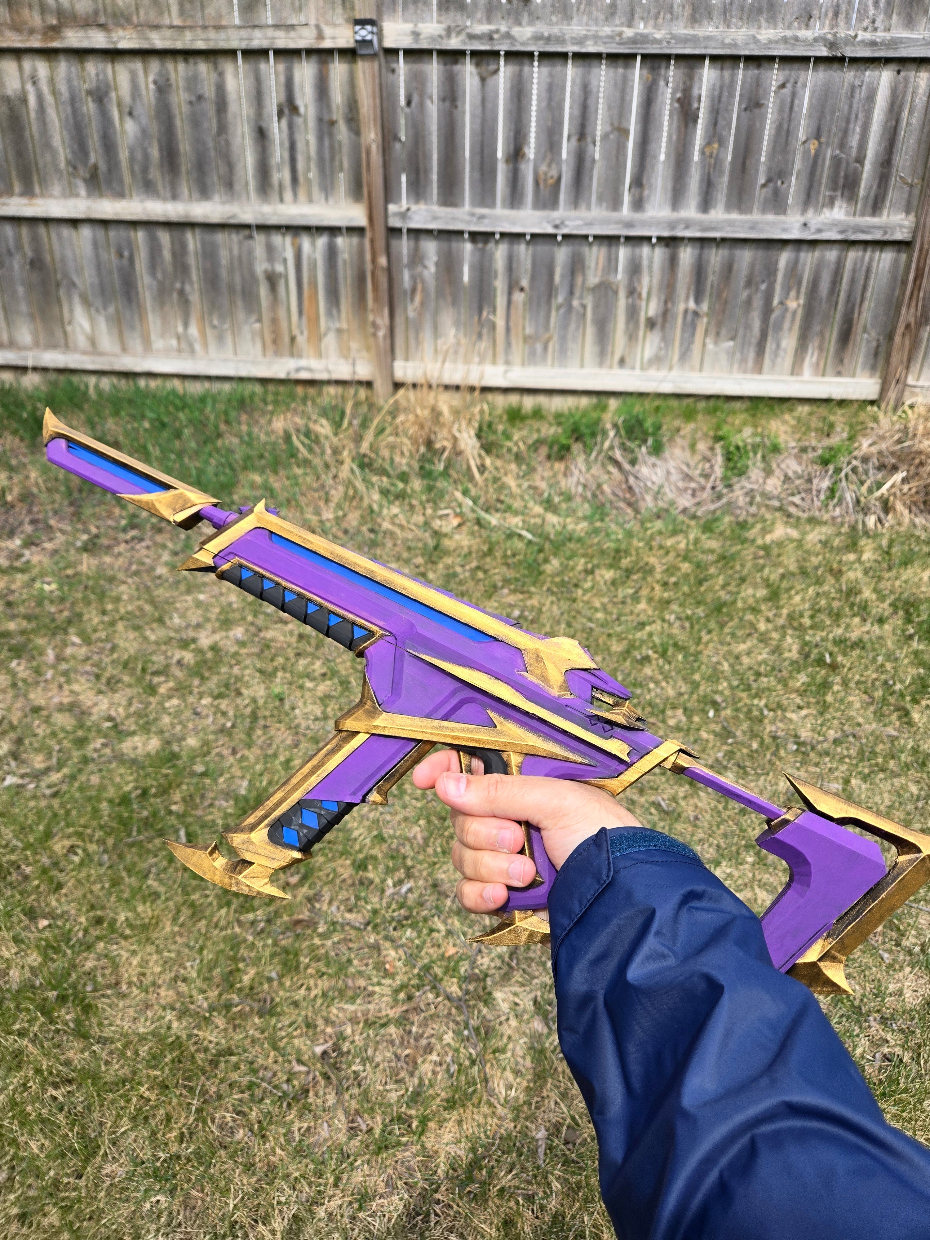 Kuronami Spectre Cosplay Prop – Hand Painted 1:1 Scale Valorant Replica handcrafted collectible