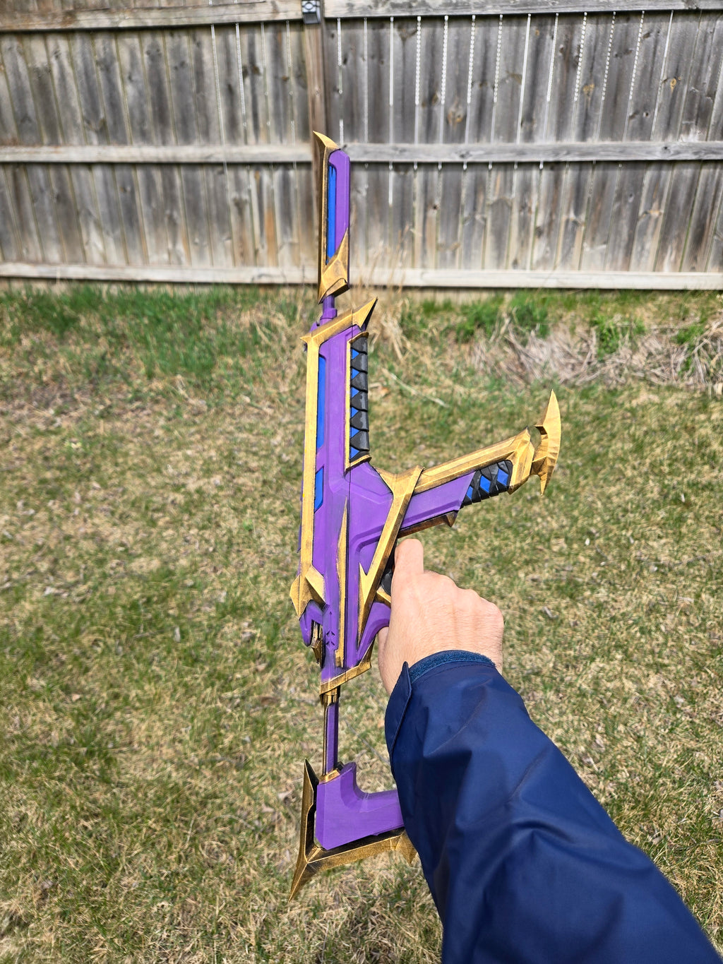 Kuronami Spectre Cosplay Prop – Hand Painted 1:1 Scale Valorant Replica handcrafted collectible