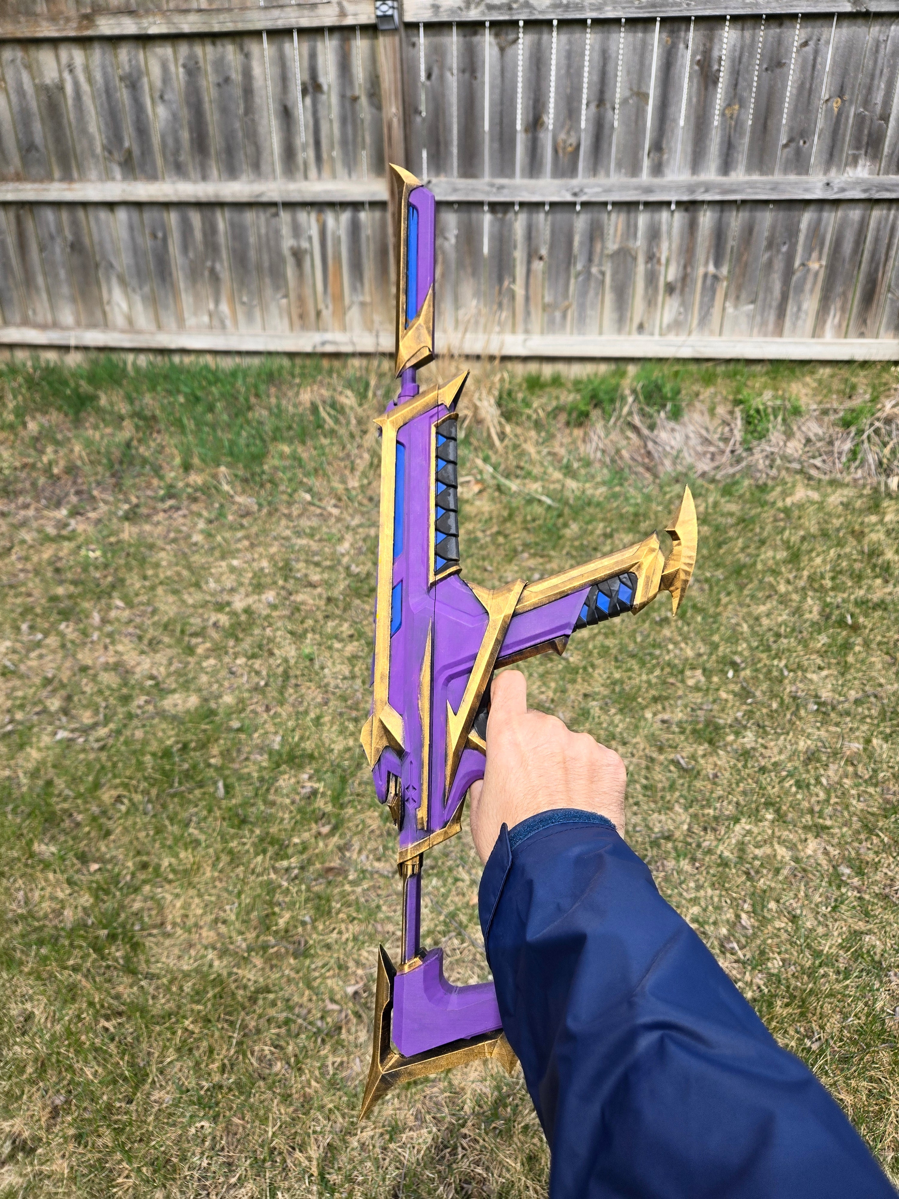 Kuronami Spectre Cosplay Prop – Hand Painted 1:1 Scale Valorant Replica handcrafted collectible