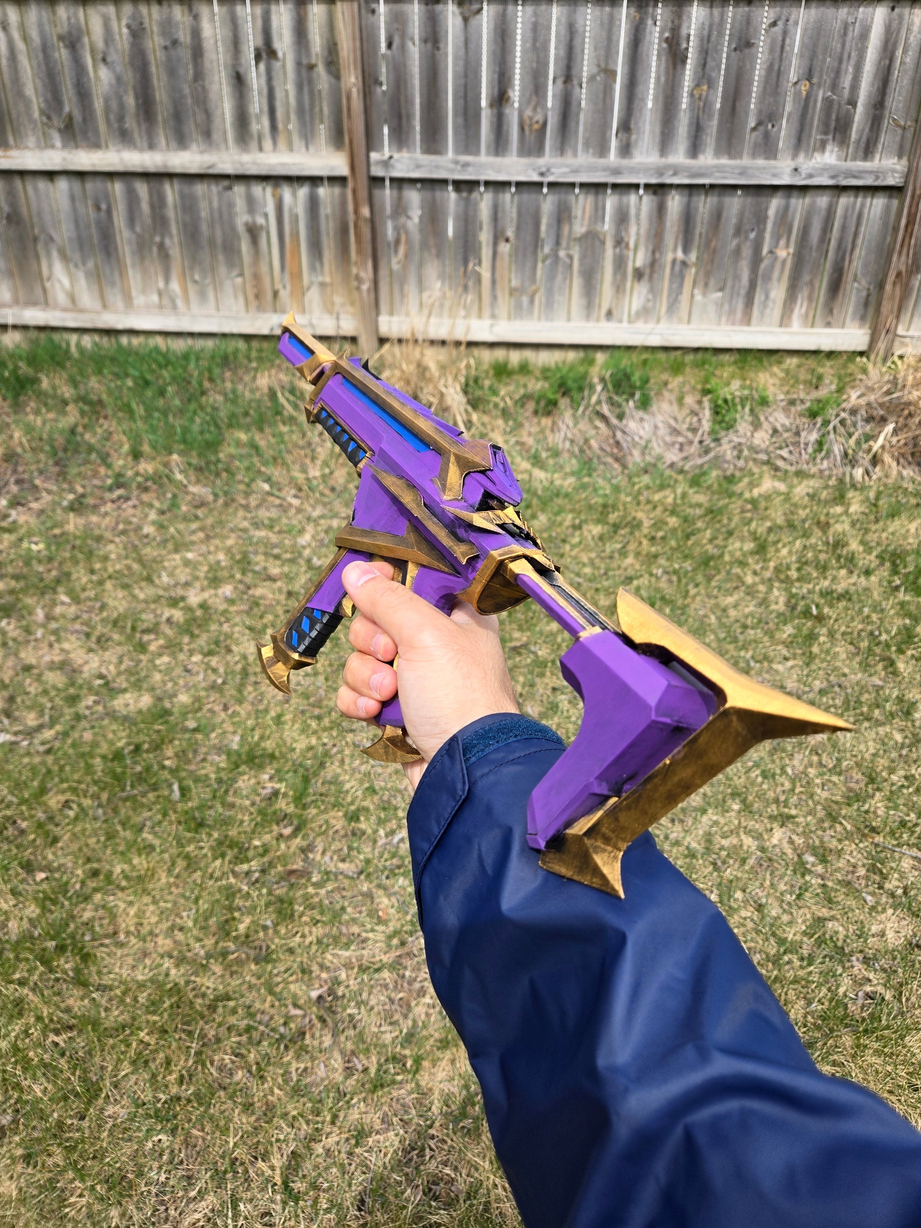 Kuronami Spectre Cosplay Prop – Hand Painted 1:1 Scale Valorant Replica handcrafted collectible