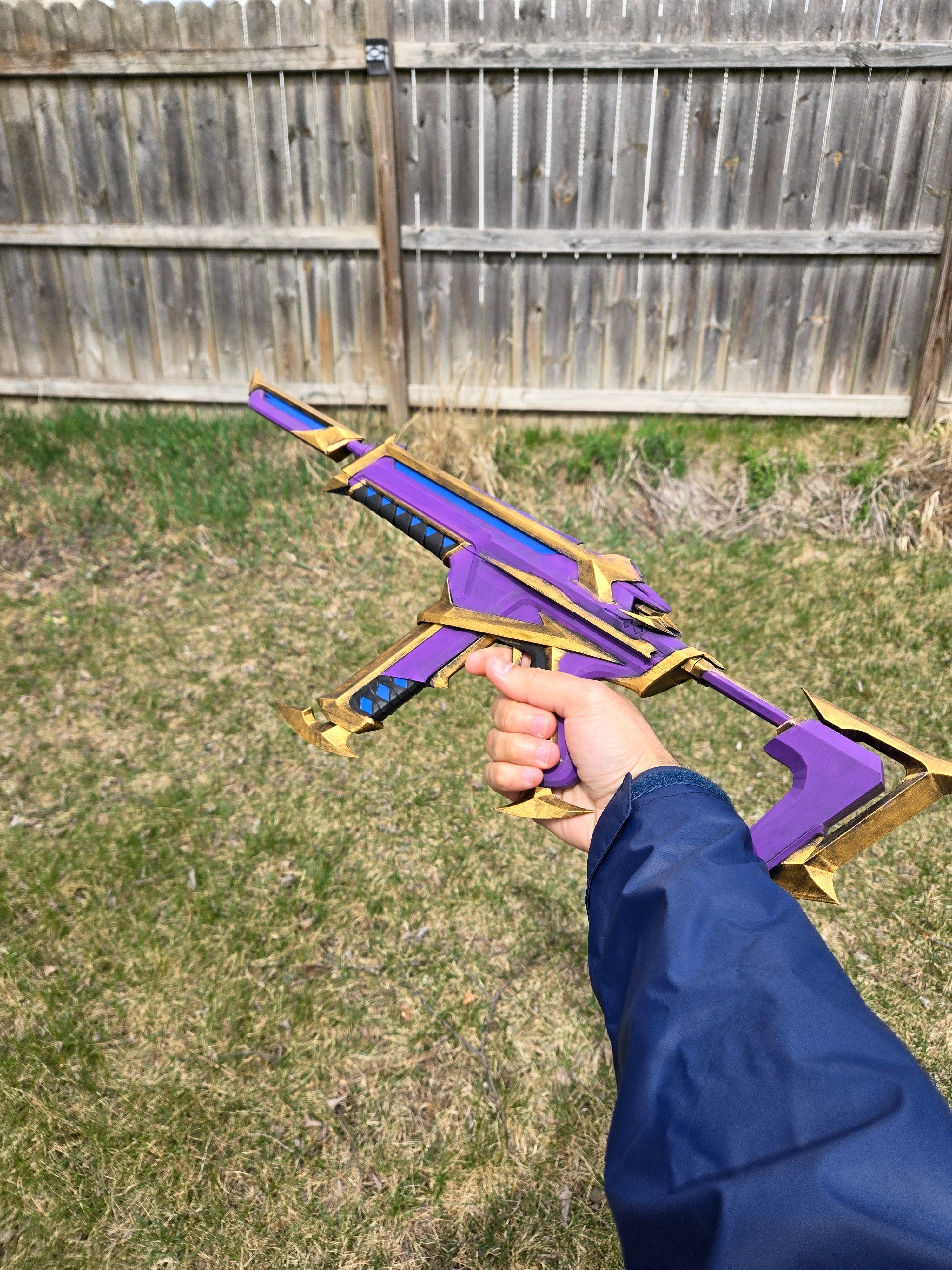 Kuronami Spectre Cosplay Prop – Hand Painted 1:1 Scale Valorant Replica handcrafted collectible