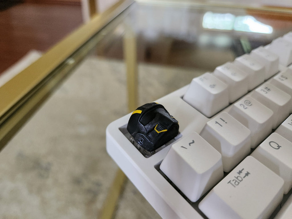 Hand-painted sci-fi helmet artisan keycap