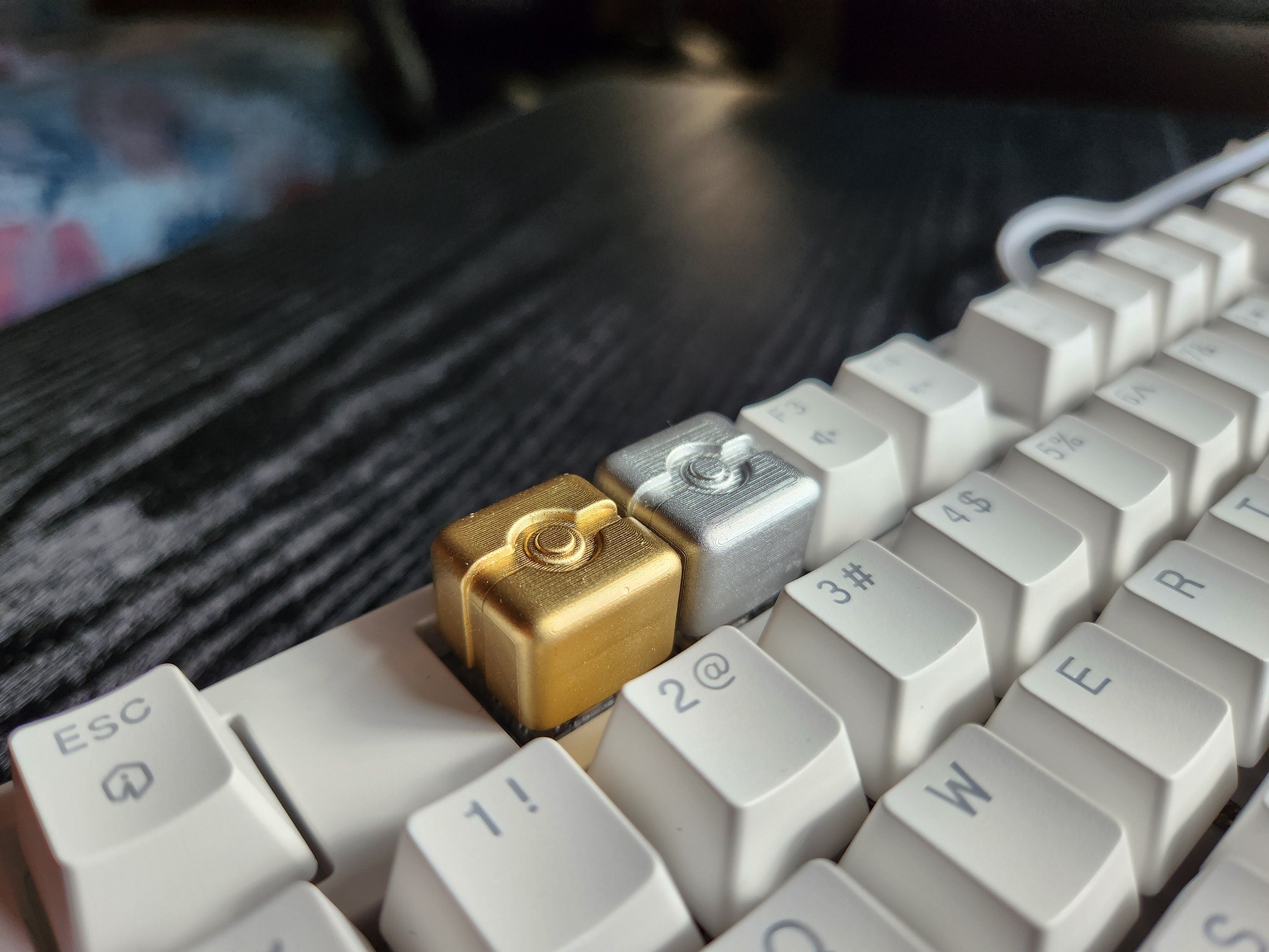 Hand-Painted Anime Metallic Artisan Keycap for mechanical keyboard