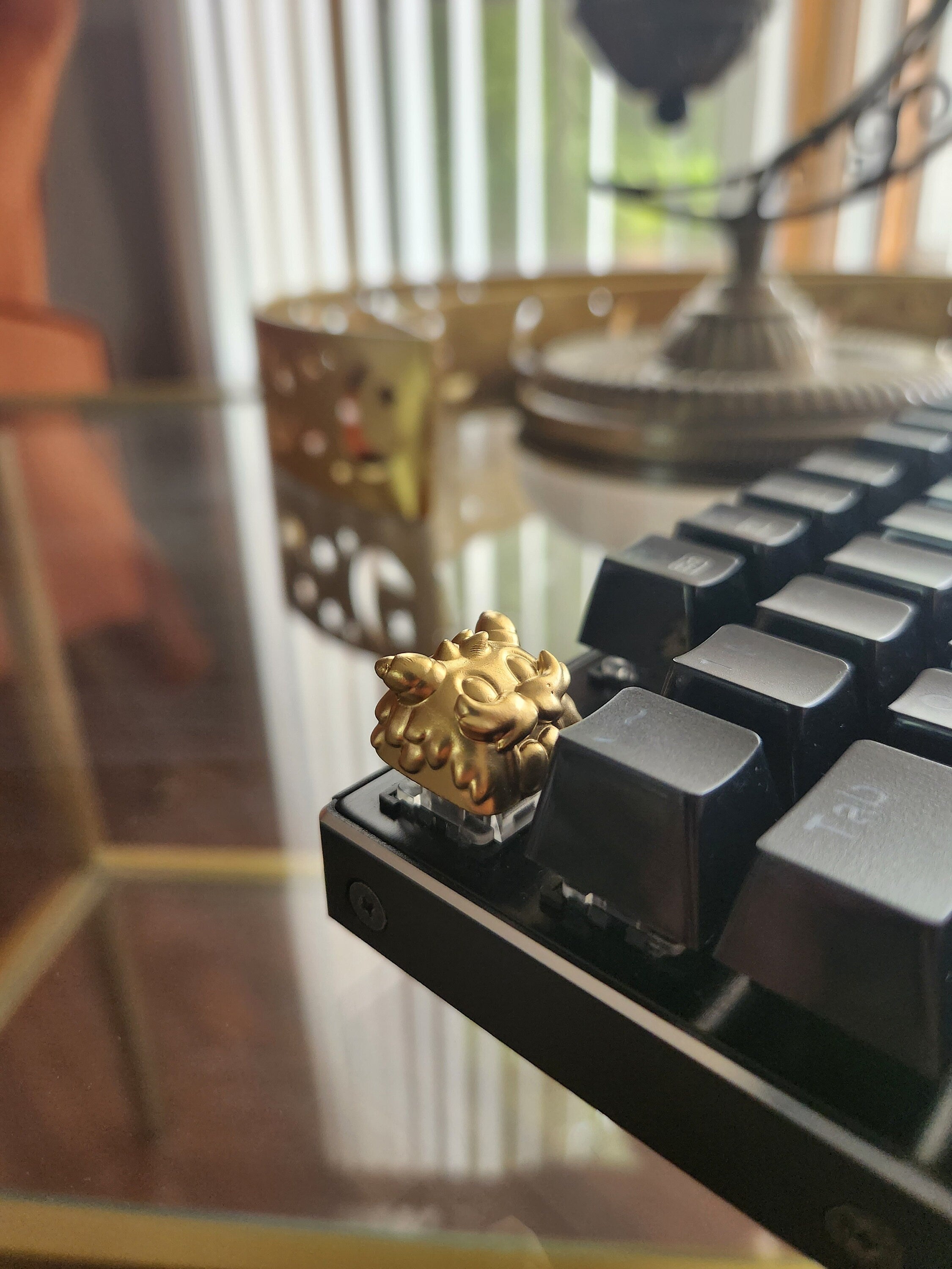 Hand-Painted Video Game Metallic Artisan Keycap for mechanical keyboard