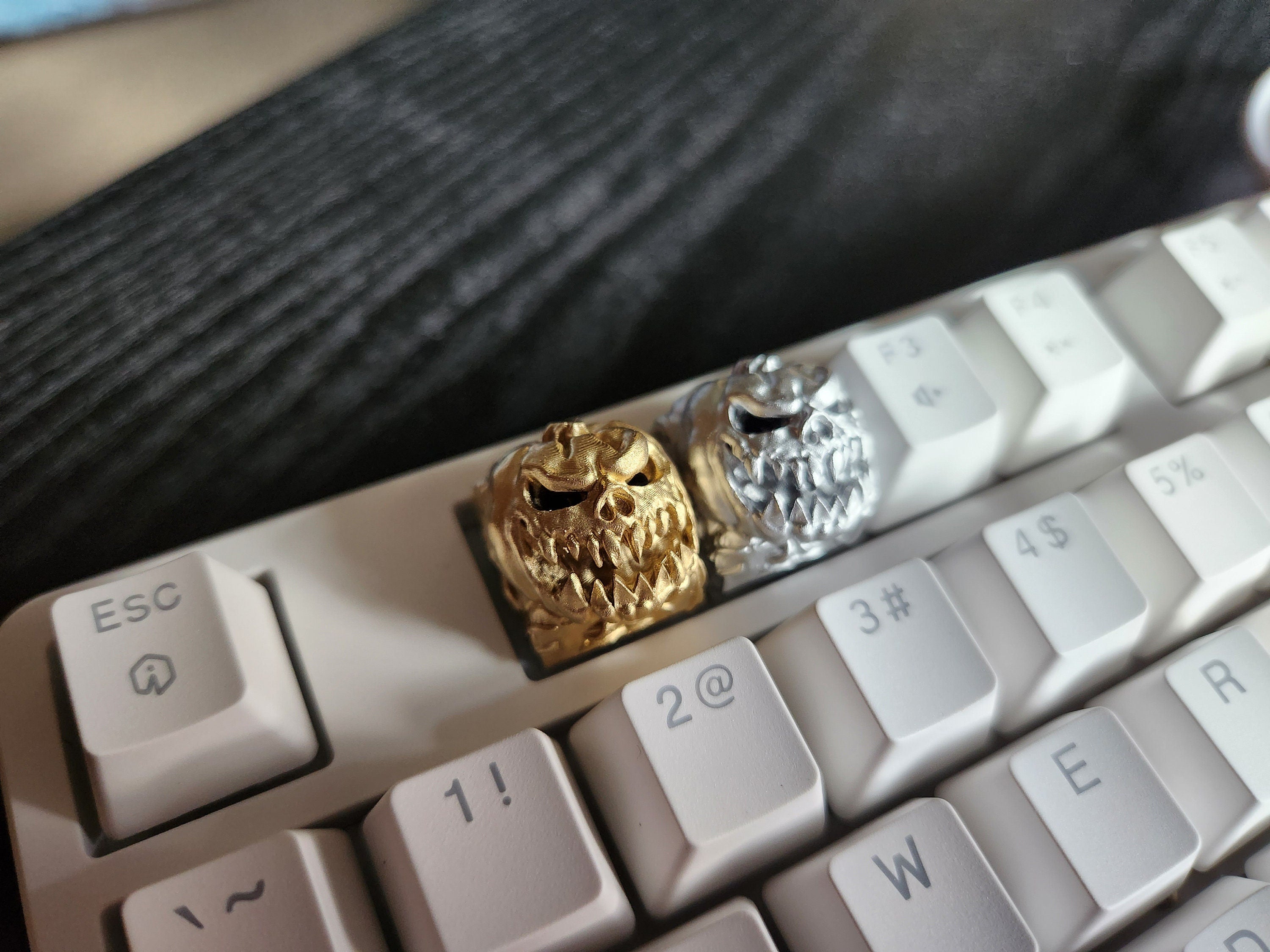 Hand-Painted Hollow Pumpkin Metallic Artisan Keycap for mechanical keyboard