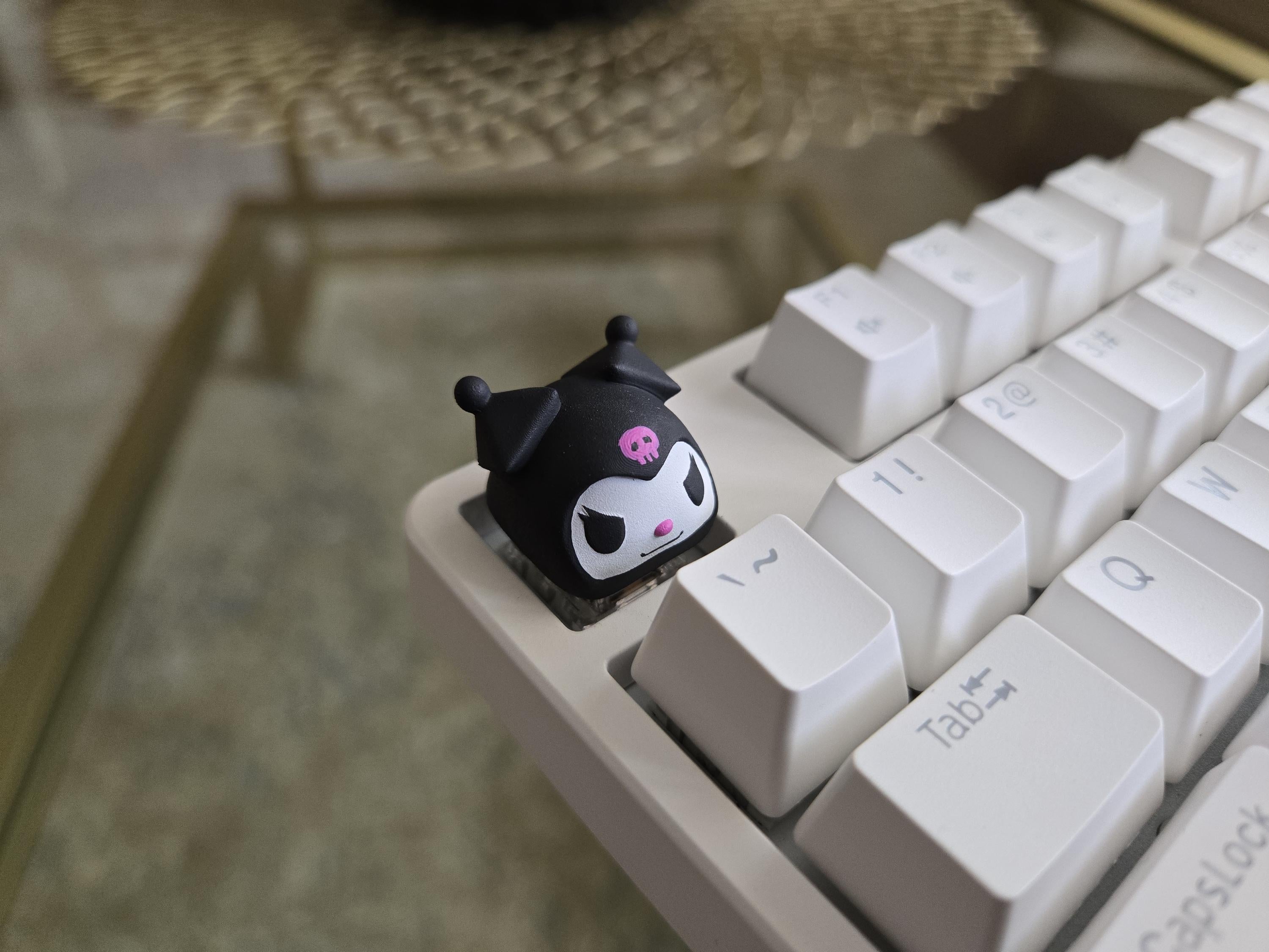 Hand-Painted Kuromii Artisan Keycap for mechanical keyboard