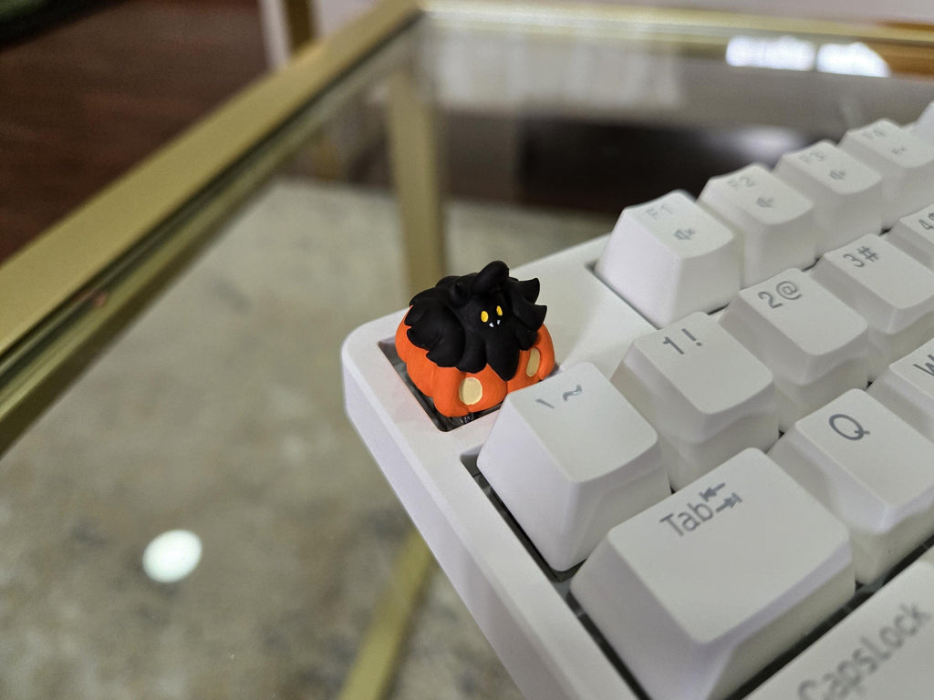 Hand-Painted Pumpkaboo Artisan Keycap for mechanical keyboard