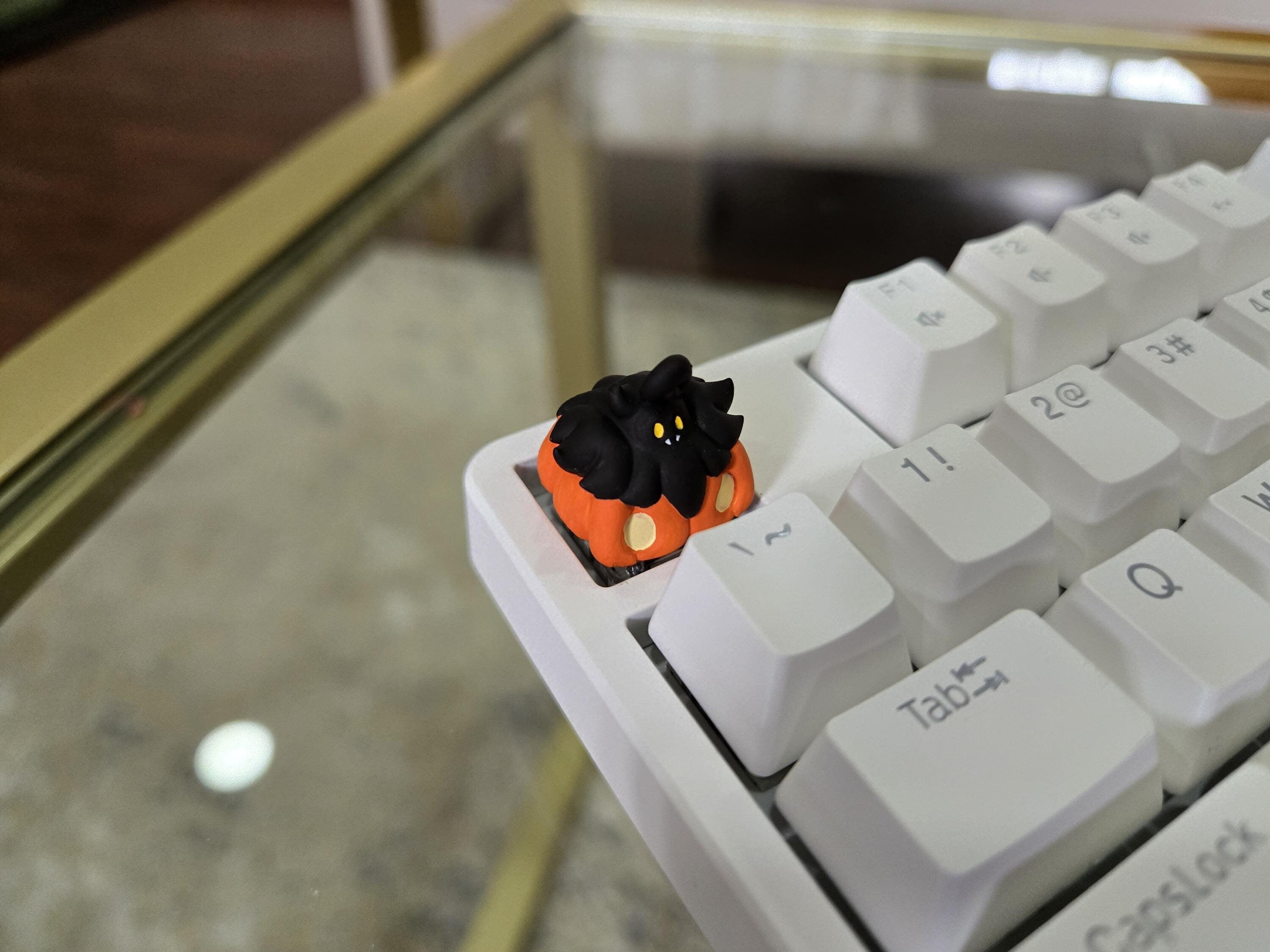 Hand-Painted Pumpkaboo Artisan Keycap for mechanical keyboard