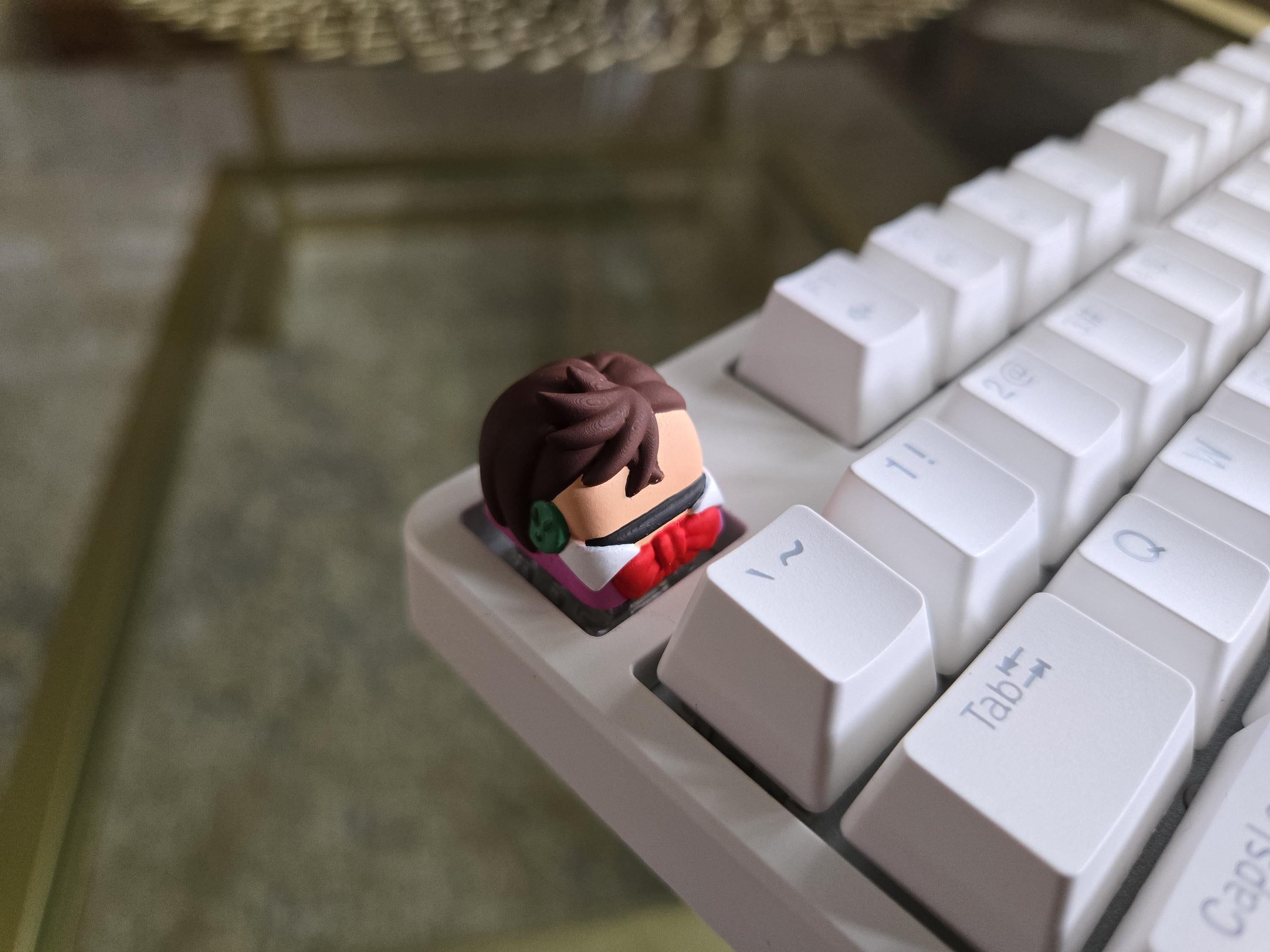 Hand-Painted Anime Momo Artisan Keycap for mechanical keyboard
