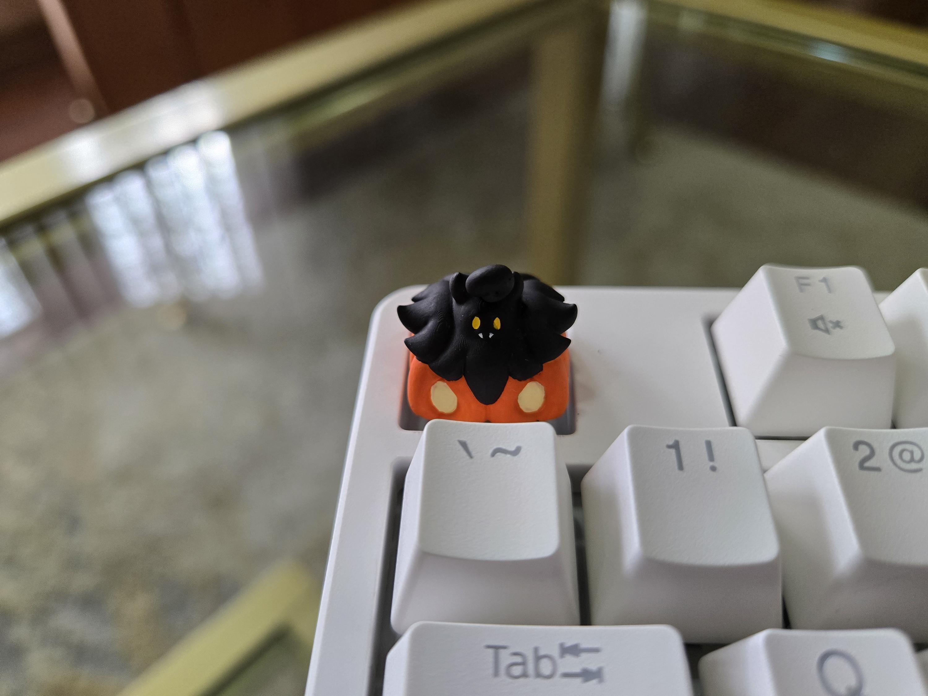 Hand-Painted Pumpkaboo Artisan Keycap for mechanical keyboard