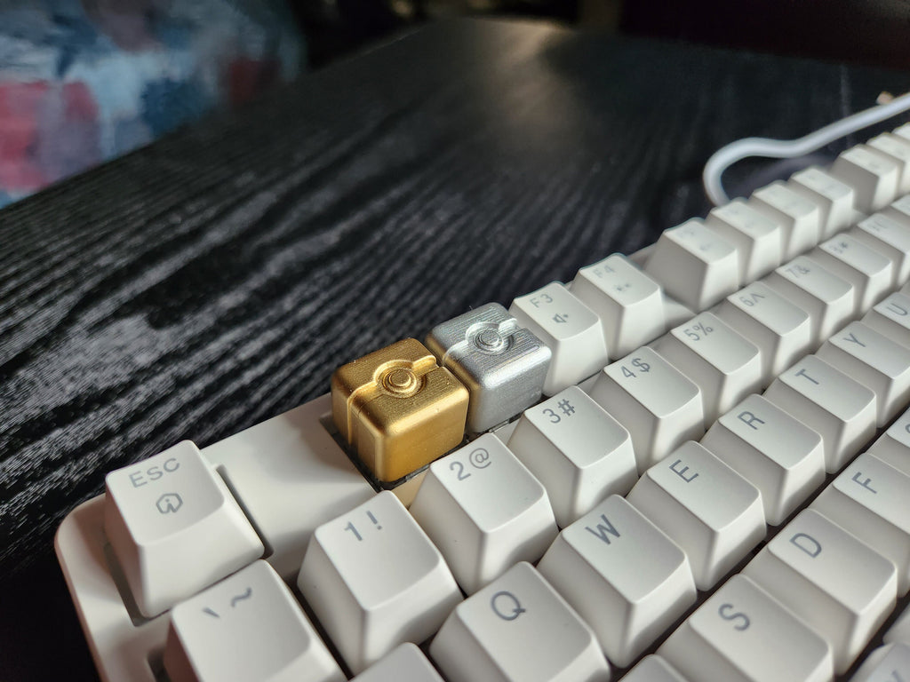 Hand-Painted Anime Metallic Artisan Keycap for mechanical keyboard