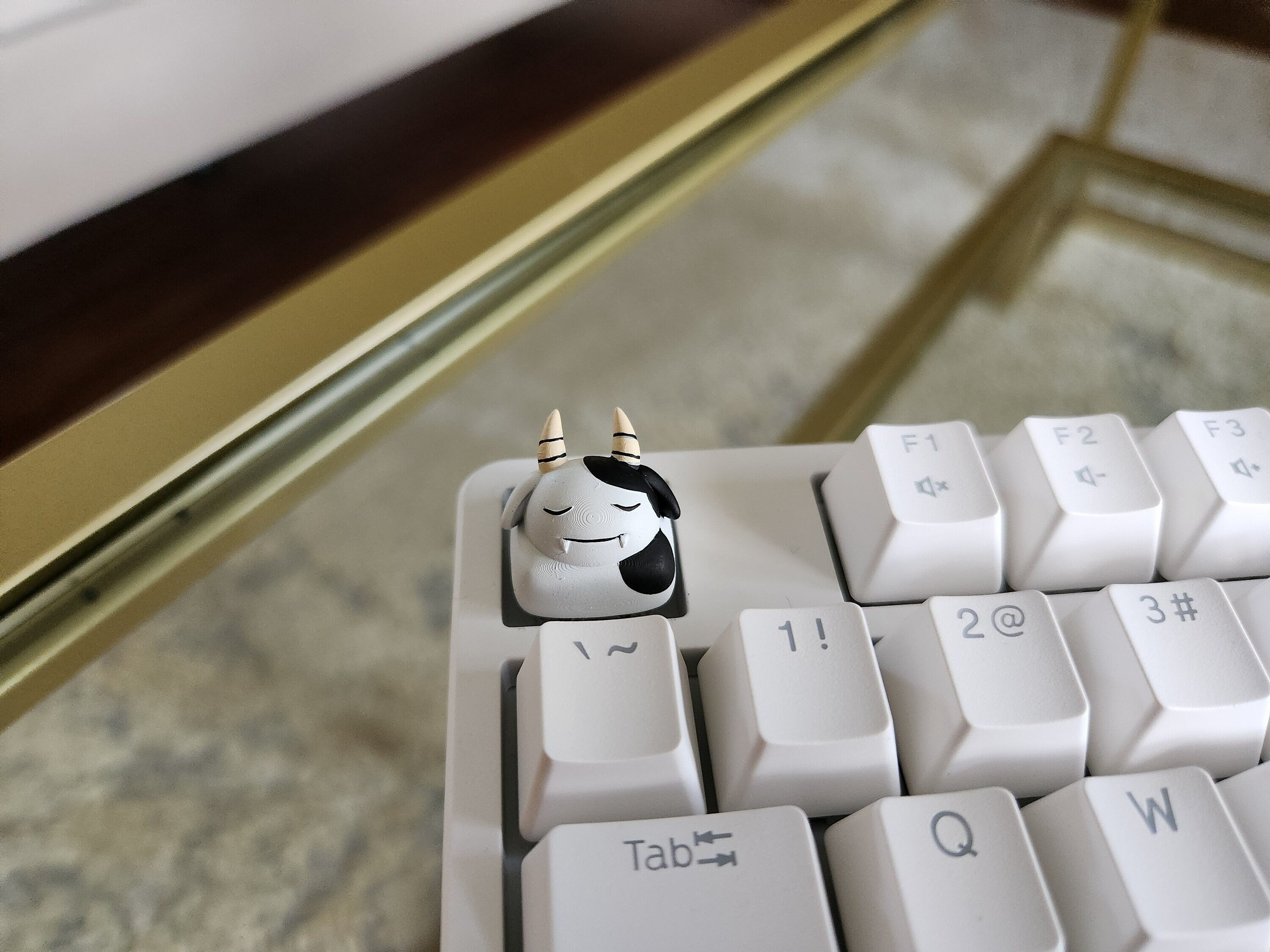 Hand-Painted Palworld Mozzarina Artisan Keycap for mechanical keyboard
