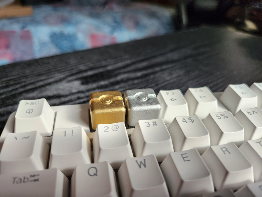 Hand-Painted Anime Metallic Artisan Keycap for mechanical keyboard