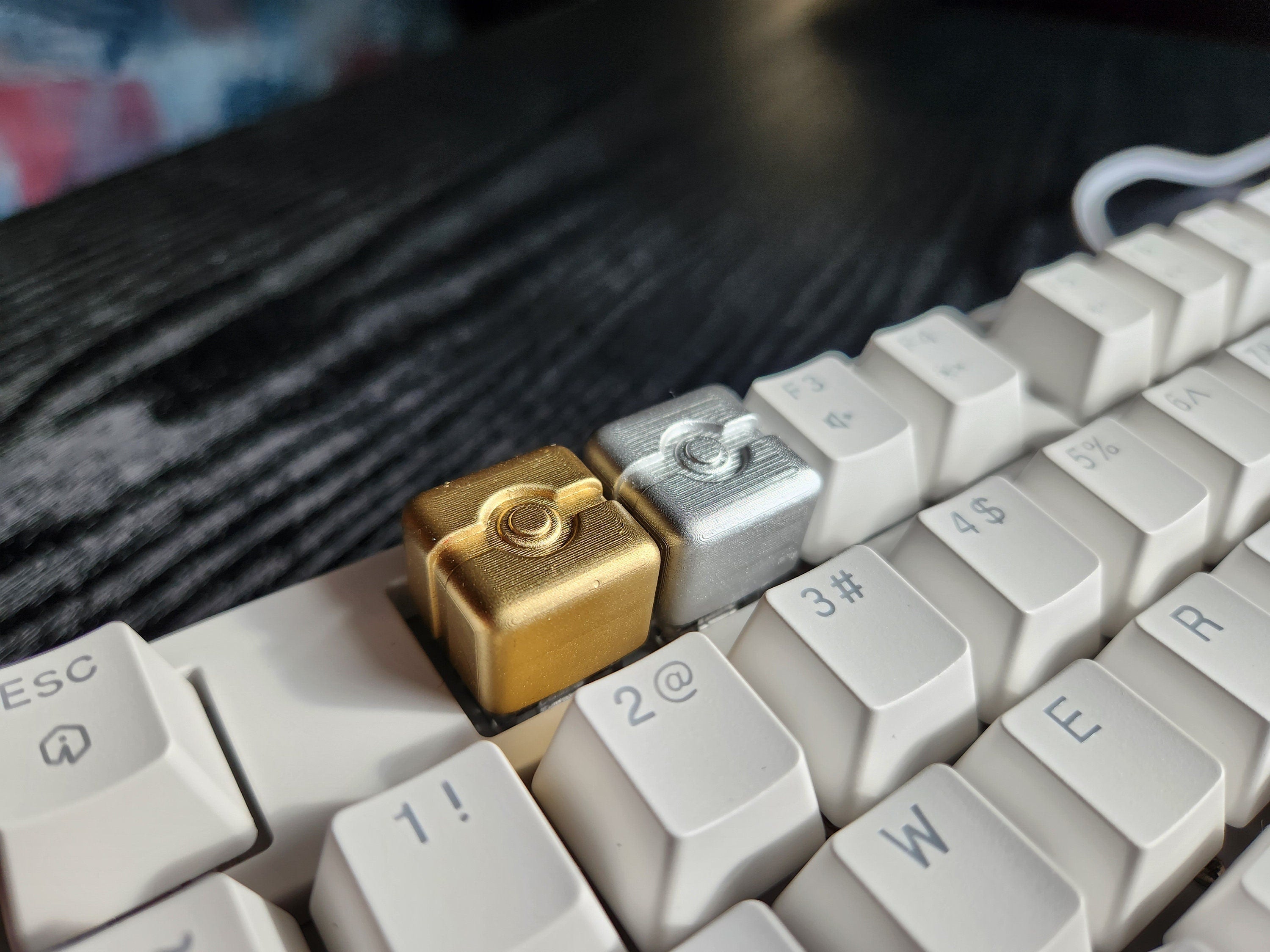 Hand-Painted Anime Metallic Artisan Keycap for mechanical keyboard