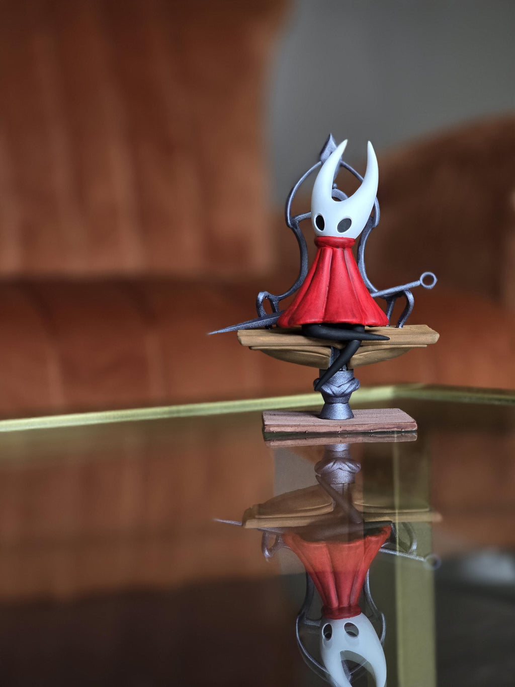 Hand-painted hollow knight silksong hornet on bench collectible display figure