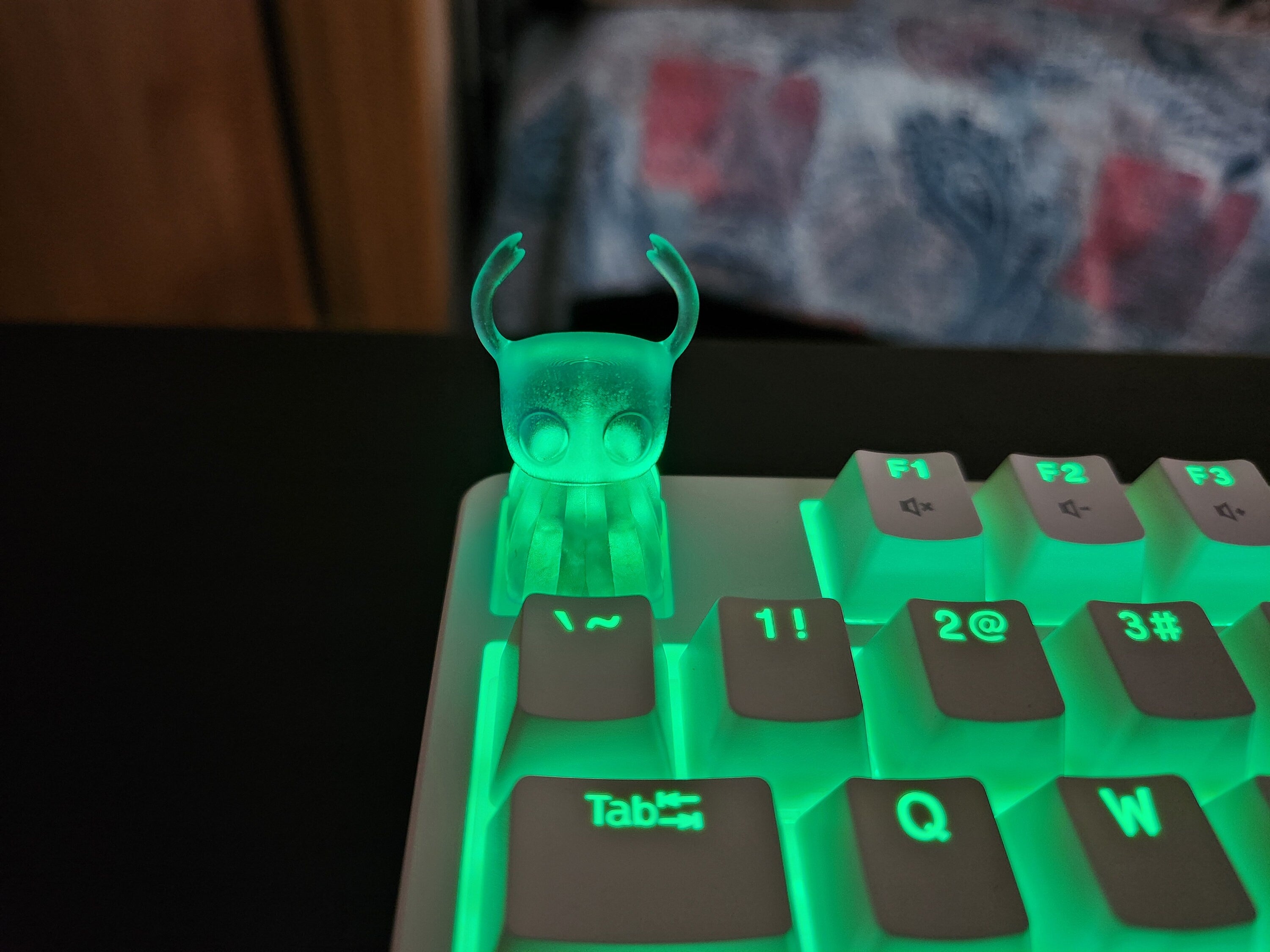 Clear Hollow Knight Artisan Keycap for mechanical keyboard
