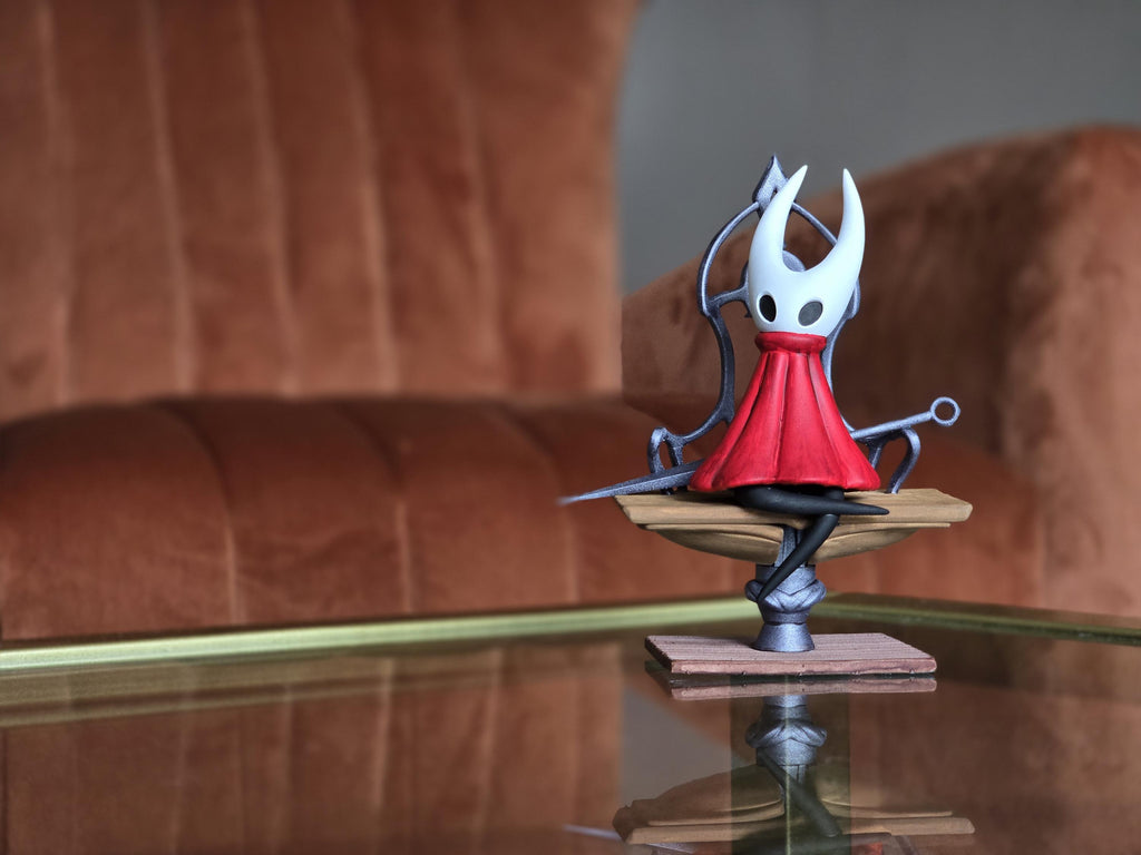 Hand-painted hollow knight silksong hornet on bench figure – 4.5 inches tall collectible display figure