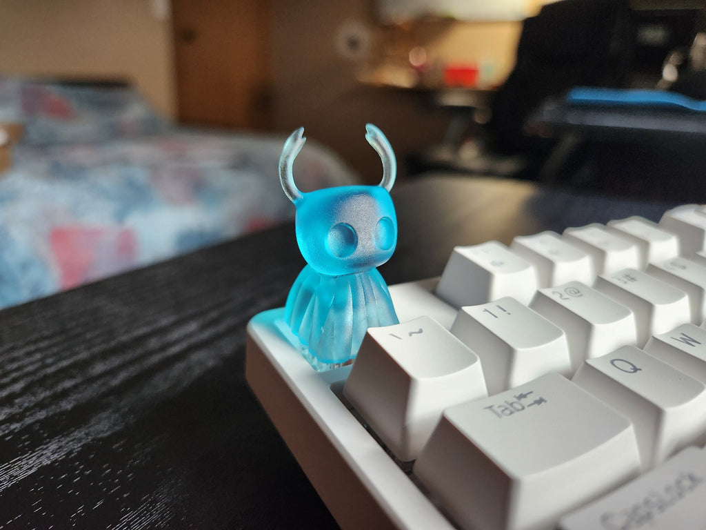 Clear Hollow Knight Artisan Keycap for mechanical keyboard