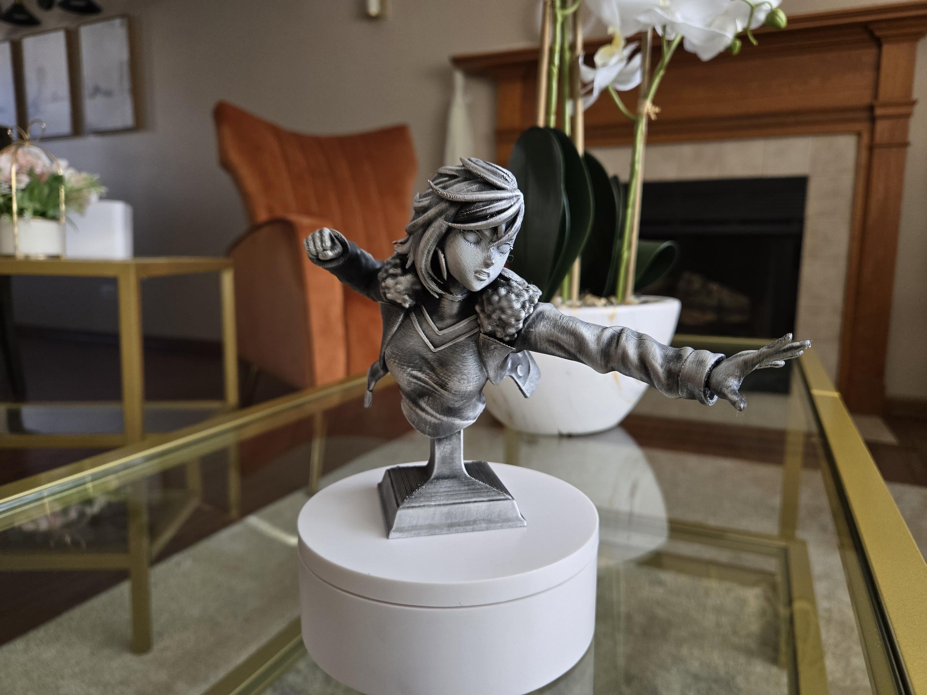 Hand-painted momo anime bust – 7 inches tall collectible display figure