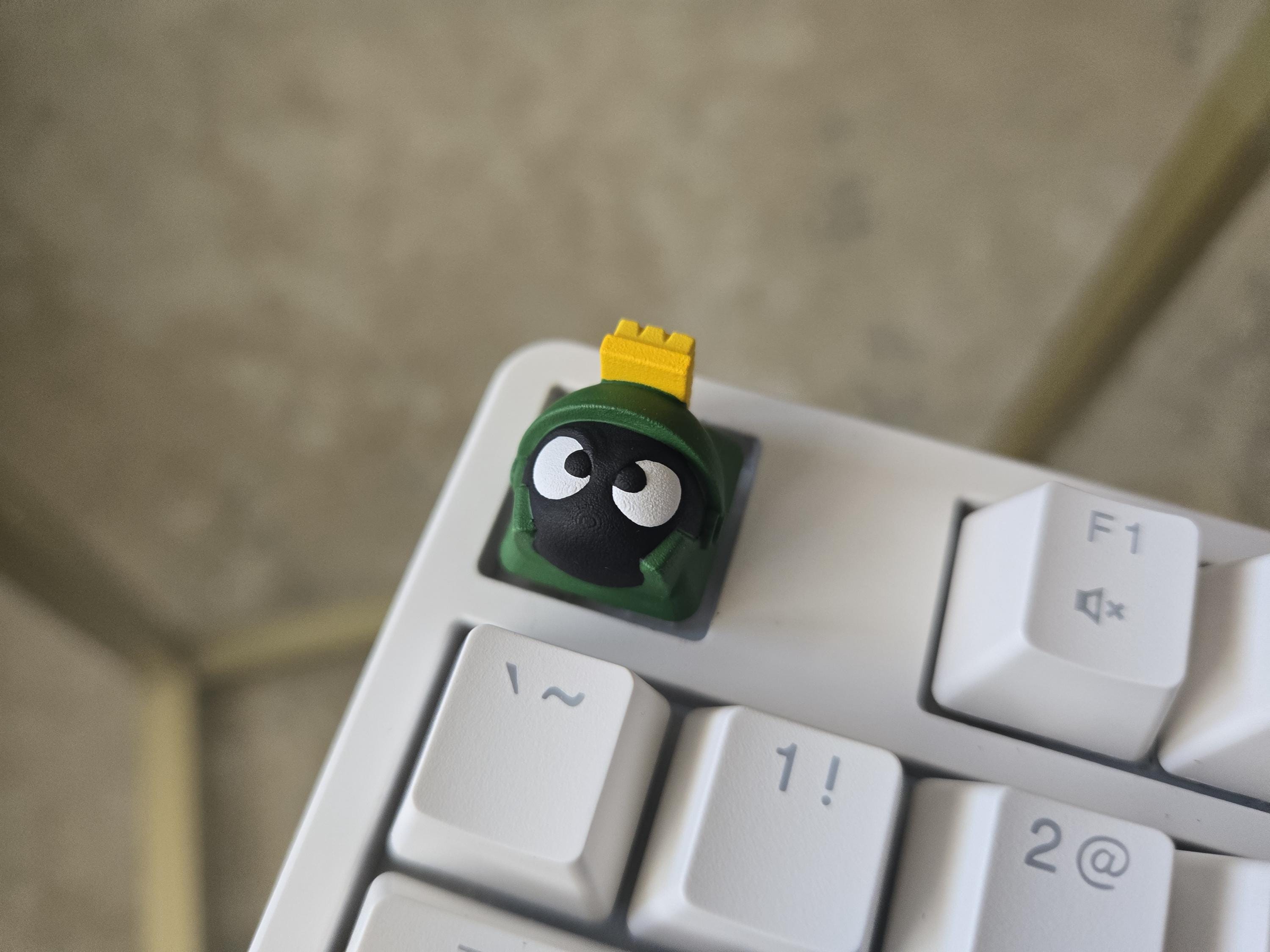 Hand-Painted Marvin the Martian Artisan Keycap for mechanical keyboard