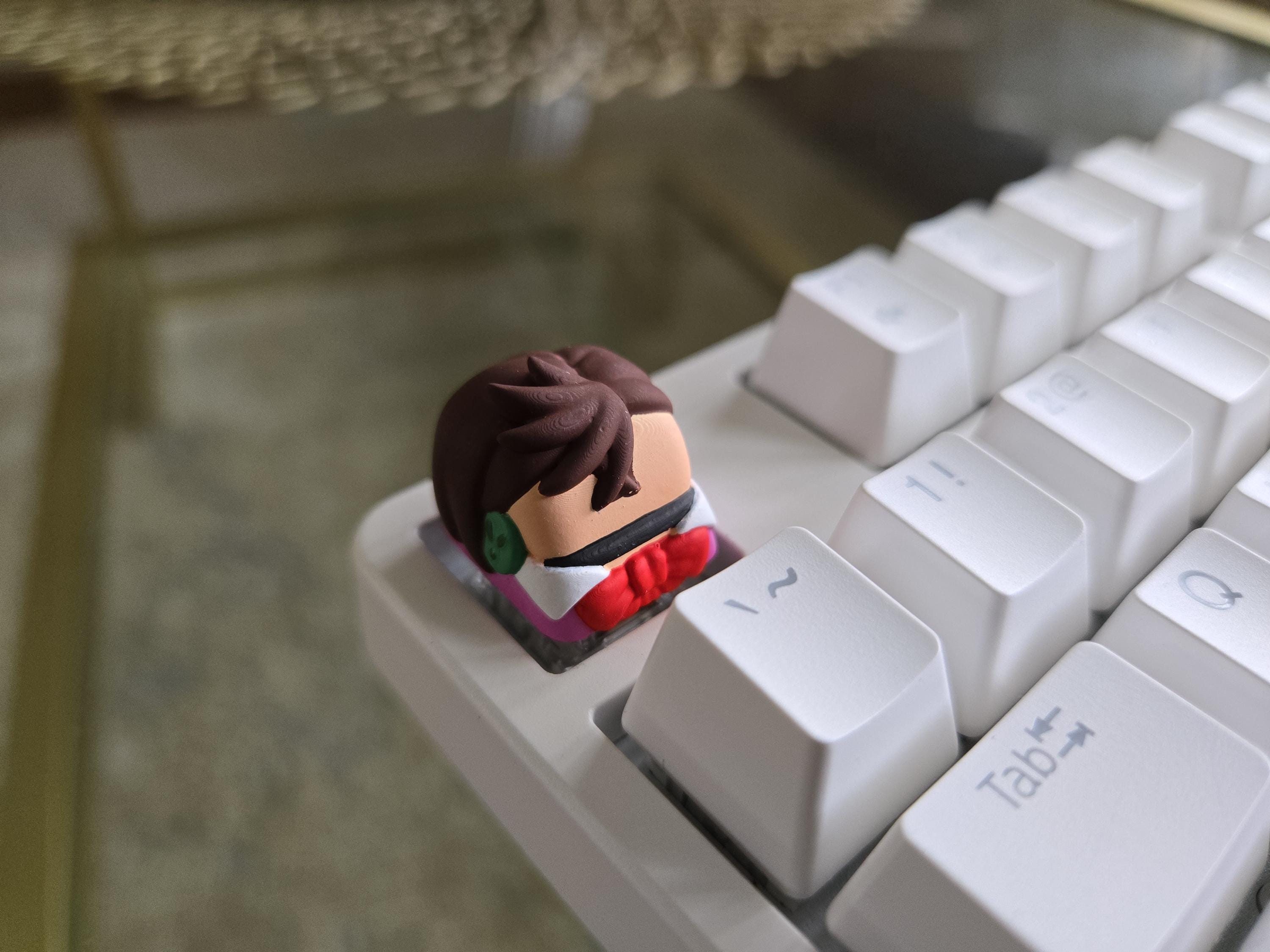 Hand-Painted Anime Momo Artisan Keycap for mechanical keyboard